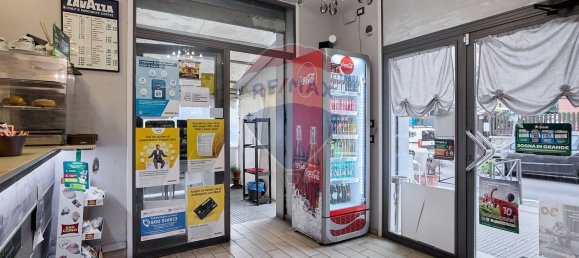 71m² Commercial property in Rome, Italy No. 107746 8