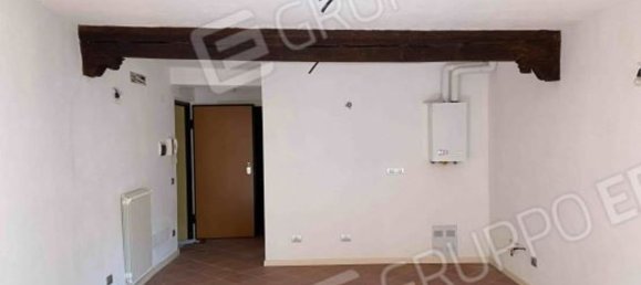 3 rooms Apartment in Ferrara, Italy No. 25077 8