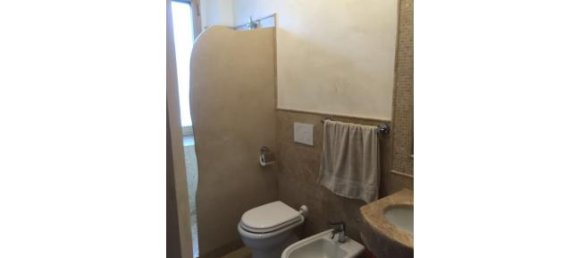 4 rooms Apartment in Vinci, Italy No. 252567 3