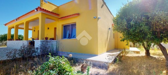 4 bedrooms Villa in Brindisi, Italy No. 263992 18