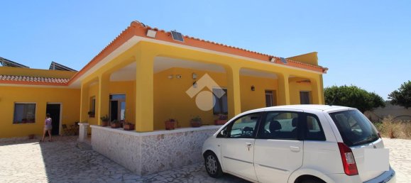 4 bedrooms Villa in Brindisi, Italy No. 263992 33