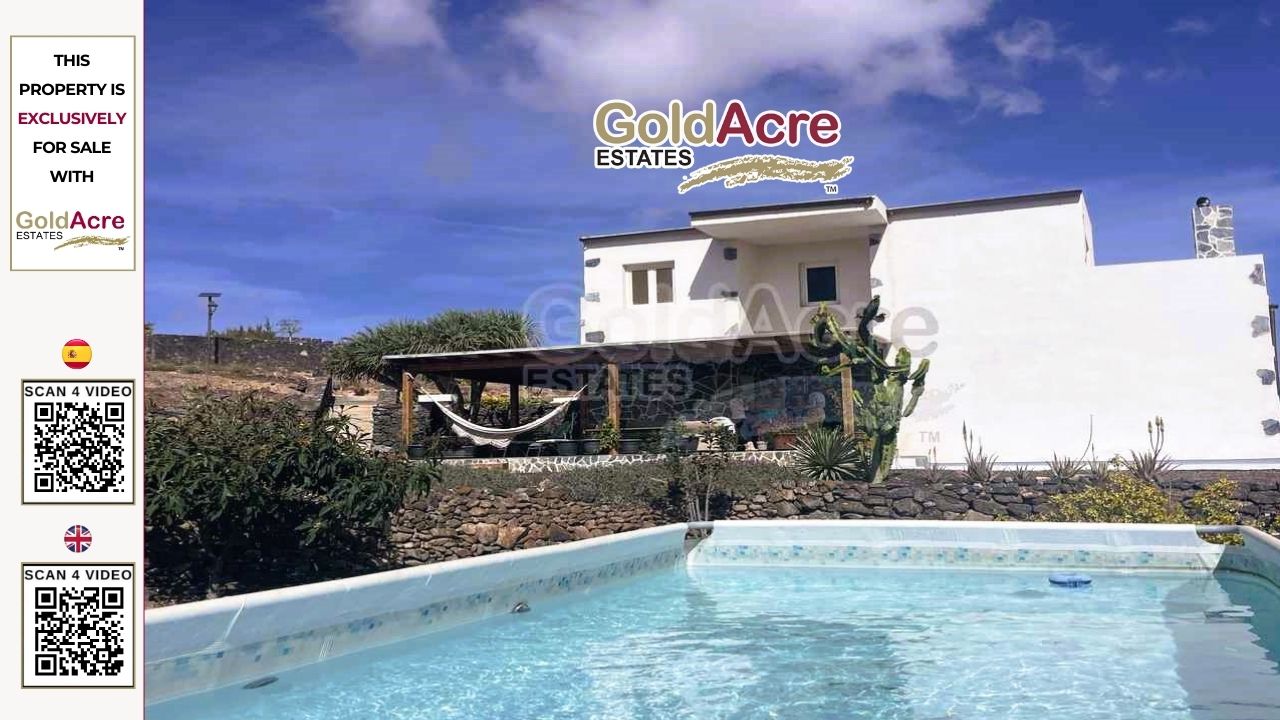 4-Zimmer Villa in Puerto Del Rosario, Spain, Nr. 210778