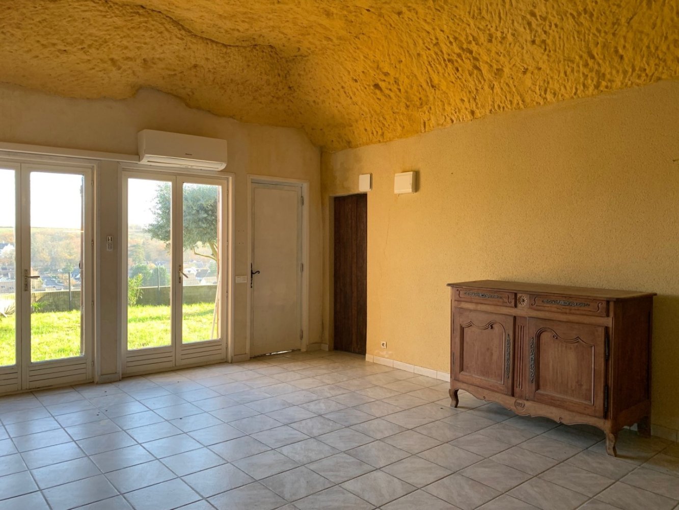 2 bedrooms Villa in Vernou-sur-Brenne, France No. 39582
