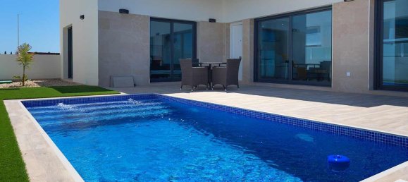 3 bedrooms Villa in Daya Nueva, Spain No. 12218 2