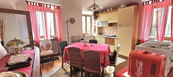 7 rooms House in Valdilana, Italy No. 28744 3