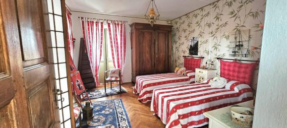 7 rooms House in Valdilana, Italy No. 28744 10