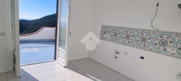 Apartamento de 3 habitaciónes en Vietri sul Mare, Italy No. 238125 2