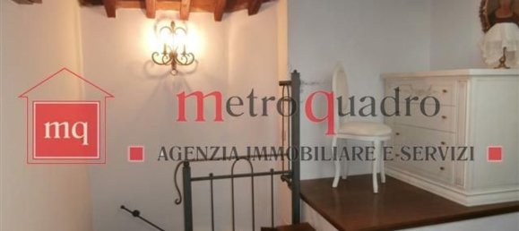 2-salle Appartement à Pisa, Italy No. 195416 3