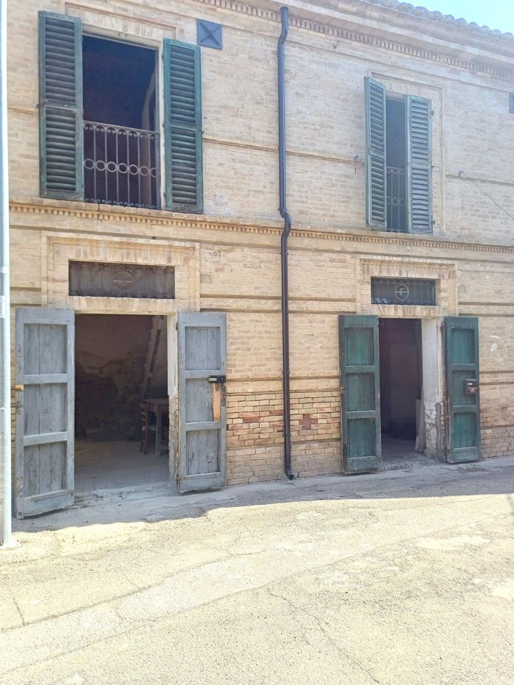 4-Zimmer Villa in Città Sant'Angelo, Italy, Nr. 124953