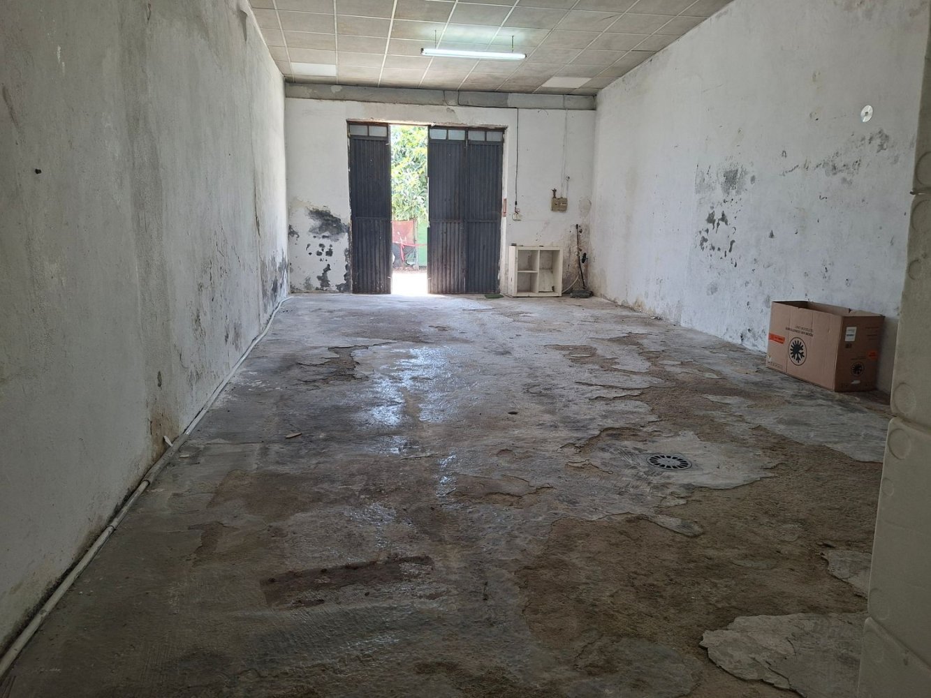 80m² Commercial property in Andalusia, Spain No. 140672