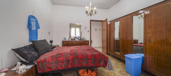 6 bedrooms Apartment in Messina, Italy No. 49908 27