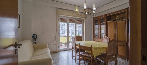 6 bedrooms Apartment in Messina, Italy No. 49908 11