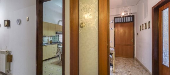 6 bedrooms Apartment in Messina, Italy No. 49908 19