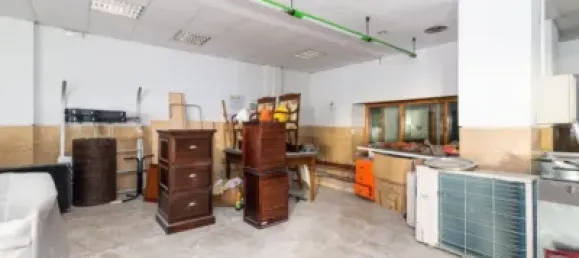 226m² Commercial property in Santa Fe, Spain No. 139461 4