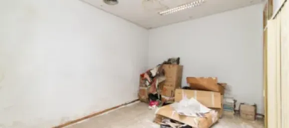 226m² Commercial property in Santa Fe, Spain No. 139461 10