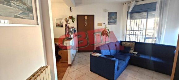 4-salle Appartement à Livorno, Italy No. 290697 9