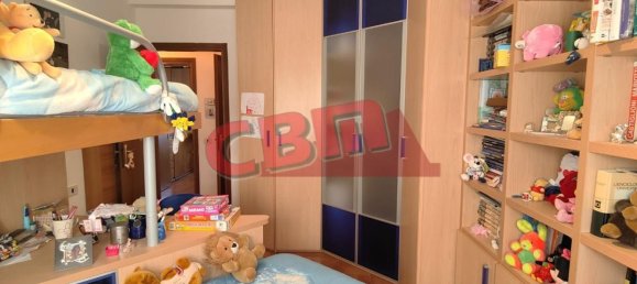 4-salle Appartement à Livorno, Italy No. 290697 18