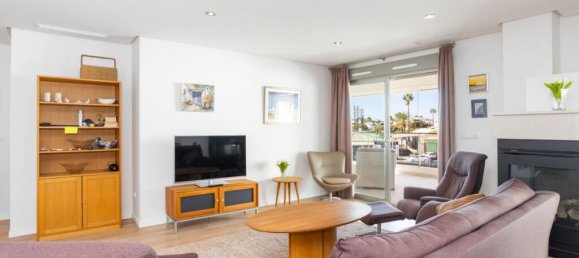 Apartamento de 4 dormitorios en Alicante, Spain No. 185748 8