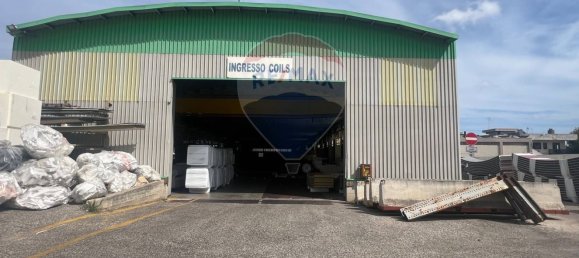 3300m² Warehouse in Bari, Italy No. 63225 3