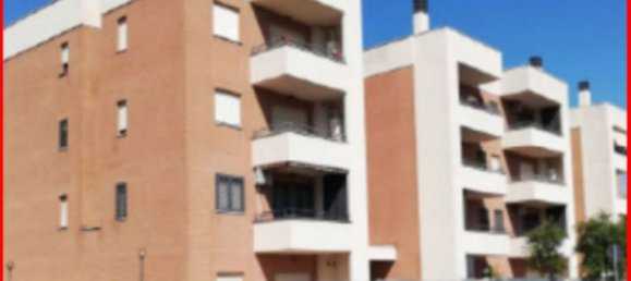 2 rooms Apartment in Rome, Italy No. 202334 4