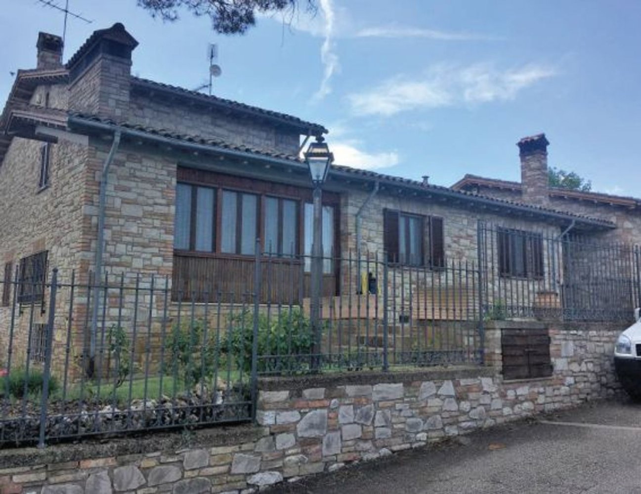 7 rooms Villa in Todi, Italy No. 46682