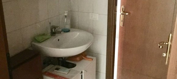 3 rooms Apartment in Padua, Italy No. 261490 8