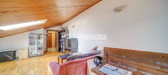 Apartamento de 2 dormitorios en Cassano Magnago, Italy No. 321515 8