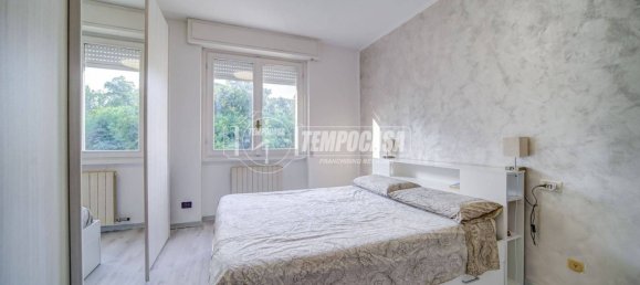 Apartamento de 2 dormitorios en Cassano Magnago, Italy No. 321515 2