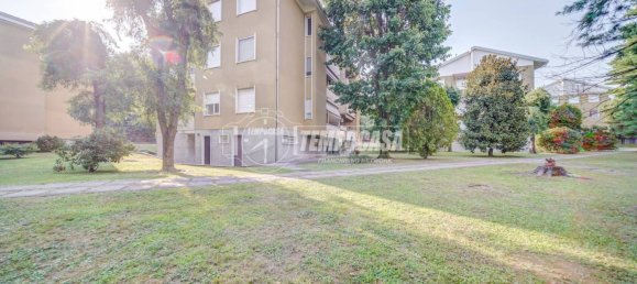 Apartamento de 2 dormitorios en Cassano Magnago, Italy No. 321515 11