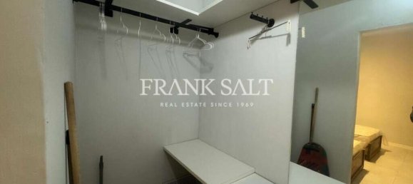 3 bedrooms Apartment in Marsalforn, Malta No. 6129 14