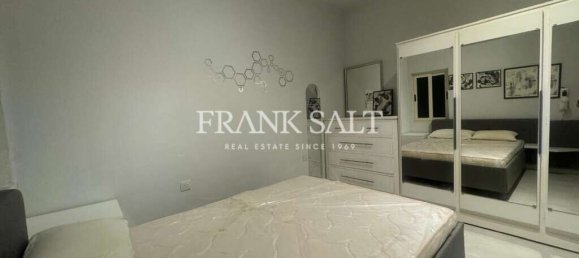 3 bedrooms Apartment in Marsalforn, Malta No. 6129 10