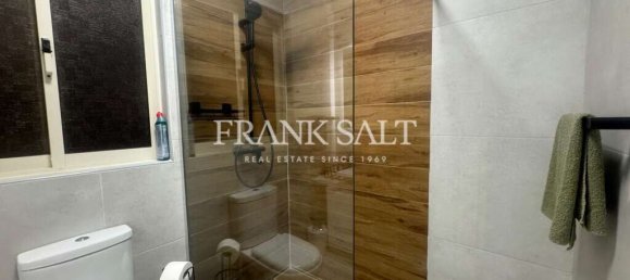 3 bedrooms Apartment in Marsalforn, Malta No. 6129 15