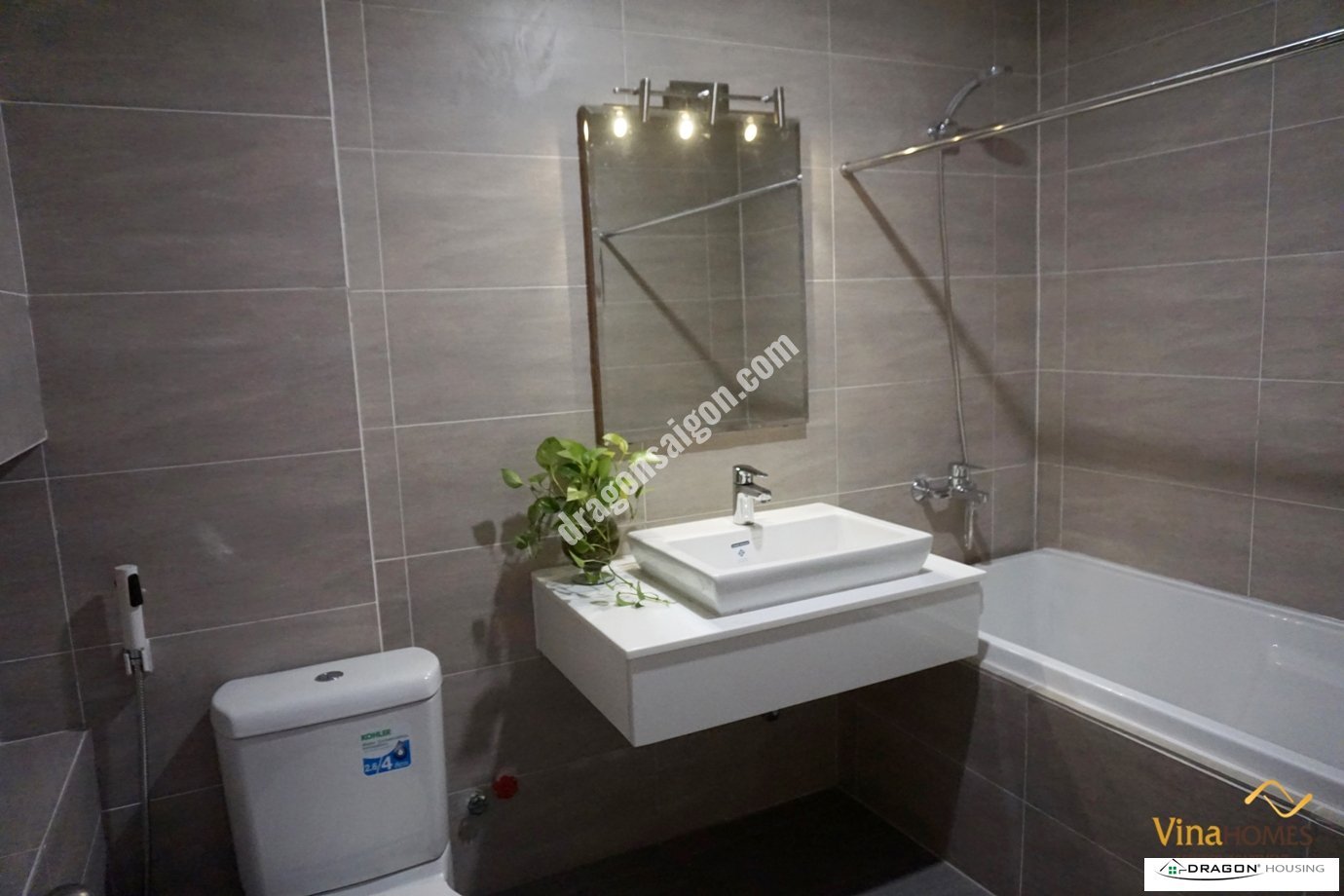 45m² Apartment in District 1, Vietnam No. 10684