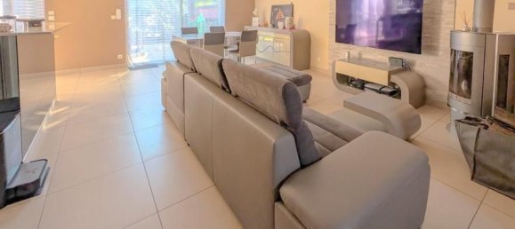 3 Schlafzimmer Haus in Pessac, France, Nr. 296946 2