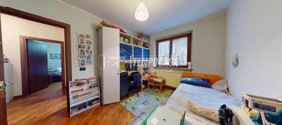 5 rooms House in Volpiano, Italy No. 72271 8