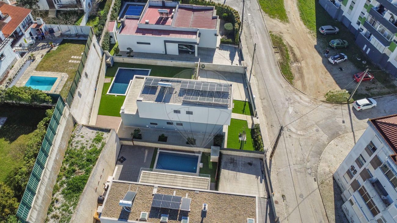 Casa T4 em Sesimbra, Portugal N.º 24327