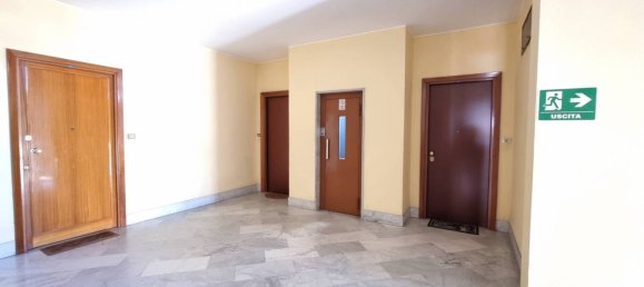 2 bedrooms Apartment in Settimo Torinese, Italy No. 340326 4