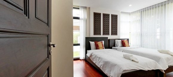4 chambres house à vendre à Pattaya, Chonburi, Eastern Thailand, Thailand № 160 22