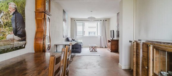 2 bedrooms Apartment in Villeurbanne, France No. 290113 3