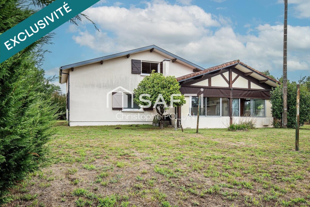 Casa de 5 dormitorios en Mees, France No. 340046