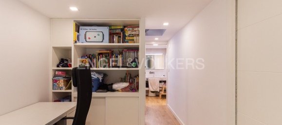 Ático de 2 dormitorios en Xirivella, Spain No. 22280 49