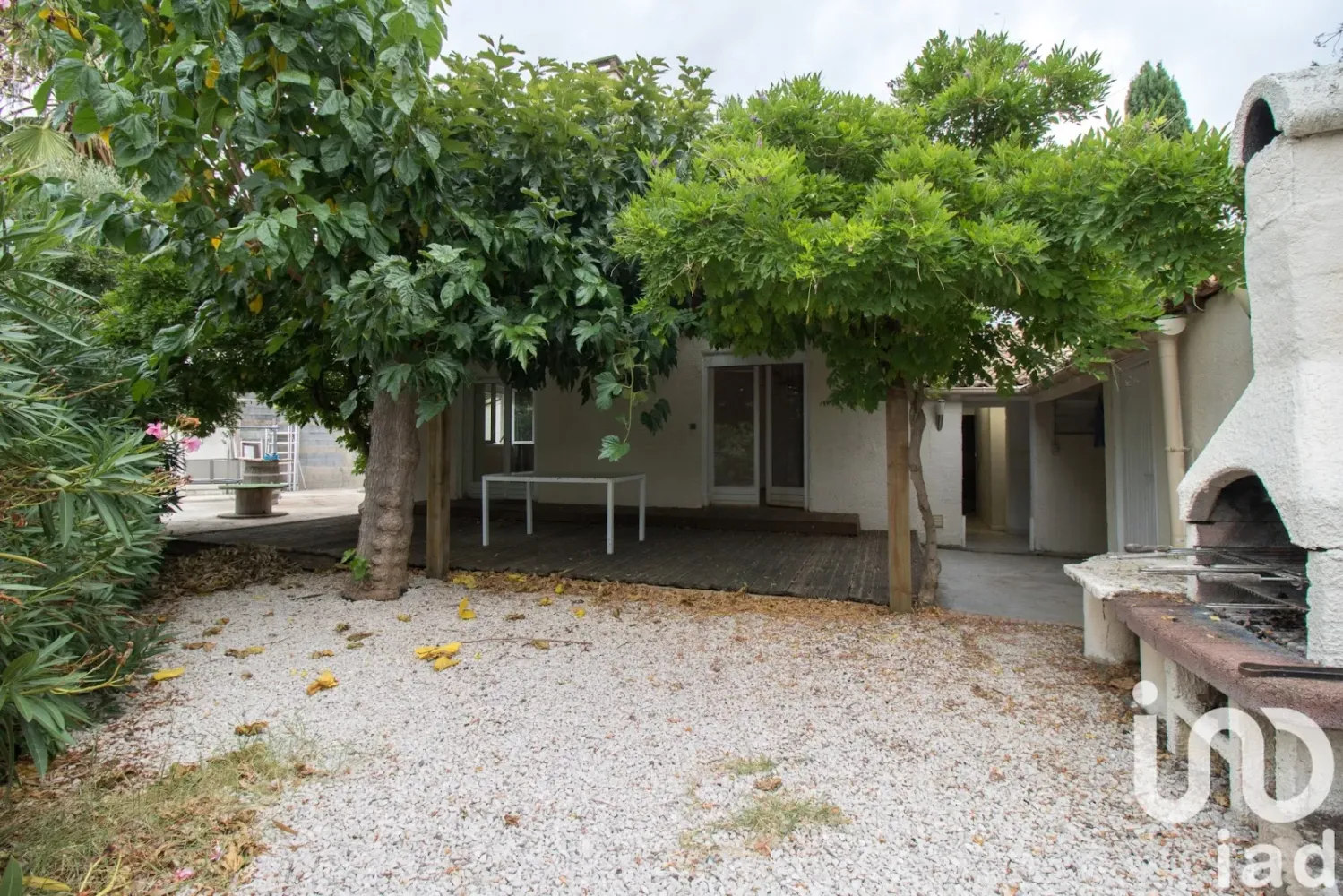 5 bedrooms House in Maraussan, France No. 345207