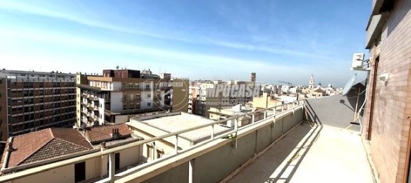 2 chambres Penthouse à Foggia, Italy No. 61000 19