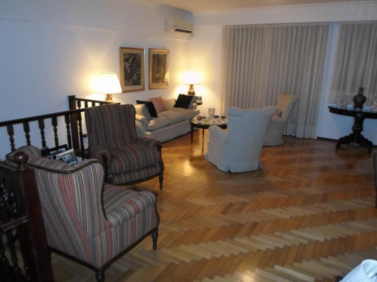 5 bedrooms House in Buenos Aires, Argentina No. 91617