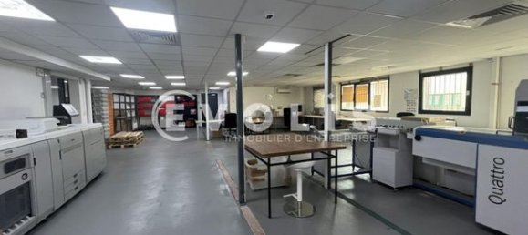 Gewerbliche Immobilie in Neuilly-Plaisance, France 930m², Nr. 314037 2