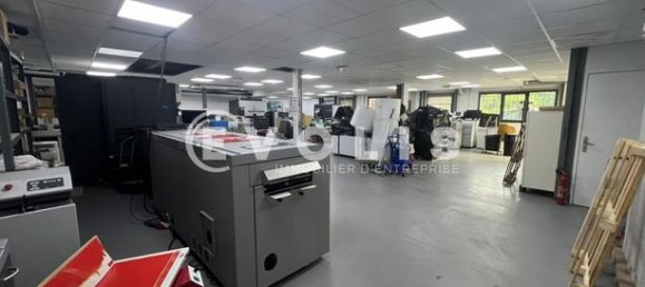 Gewerbliche Immobilie in Neuilly-Plaisance, France 930m², Nr. 314037 3