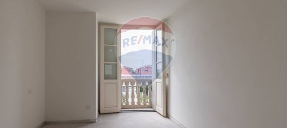 3 bedrooms Apartment in Mairano, Italy No. 352702 8