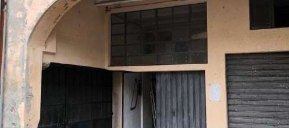 5 bedrooms Apartment in Gazzada Schianno, Italy No. 359548 4