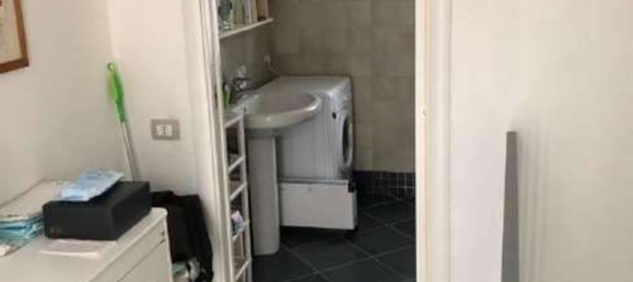 5 bedrooms Apartment in Gazzada Schianno, Italy No. 359548 13