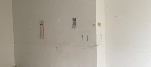 1 room Commercial property in Florence, Italy No. 48372 3